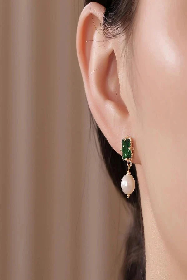 Tricia Pearl Earrings
