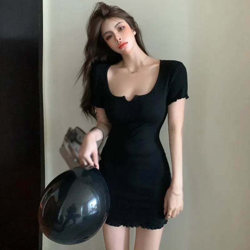 Almira Robe