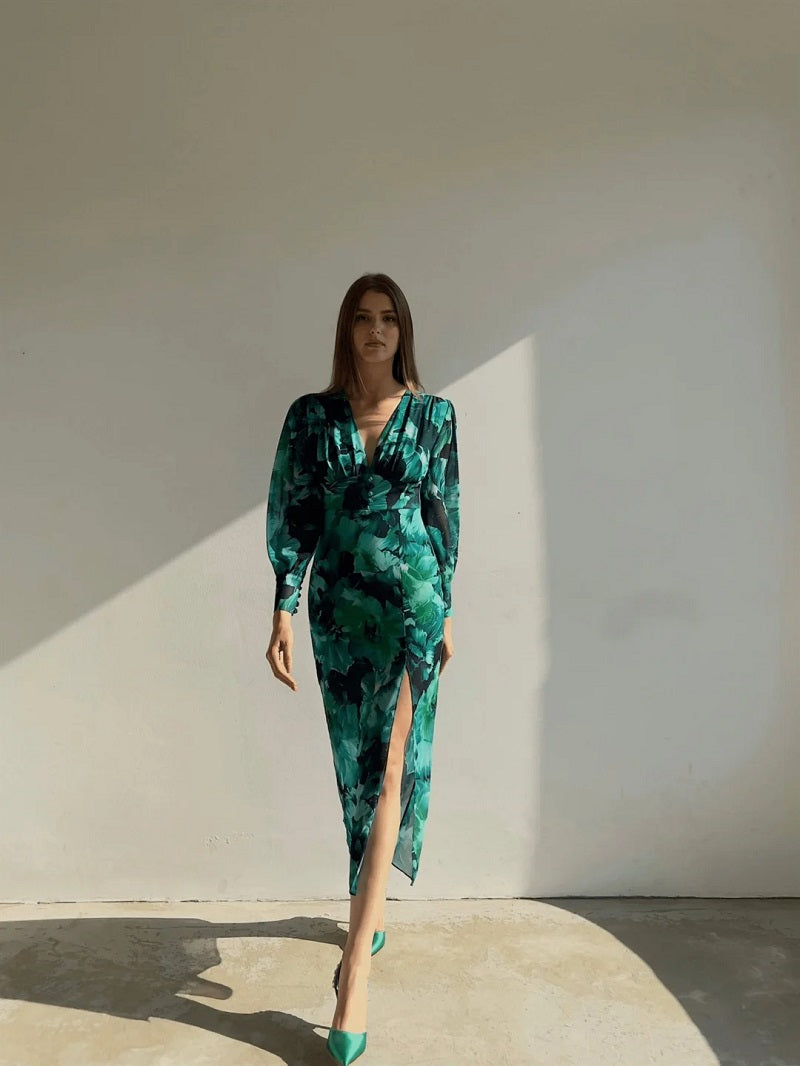 Madeline Robe