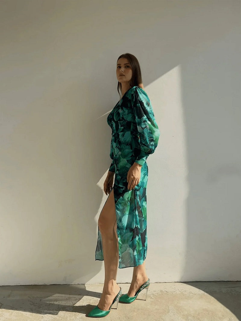 Madeline Robe