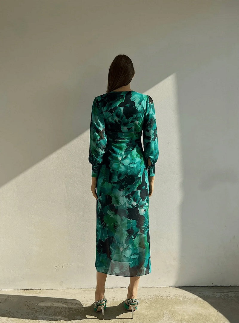 Madeline Robe