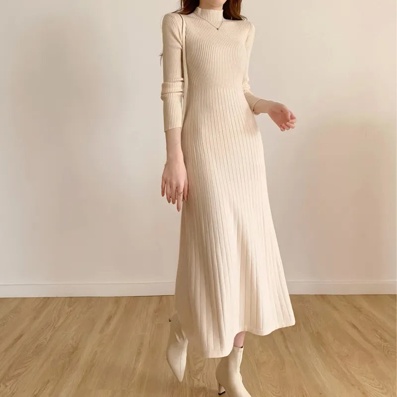 Tricia Robe