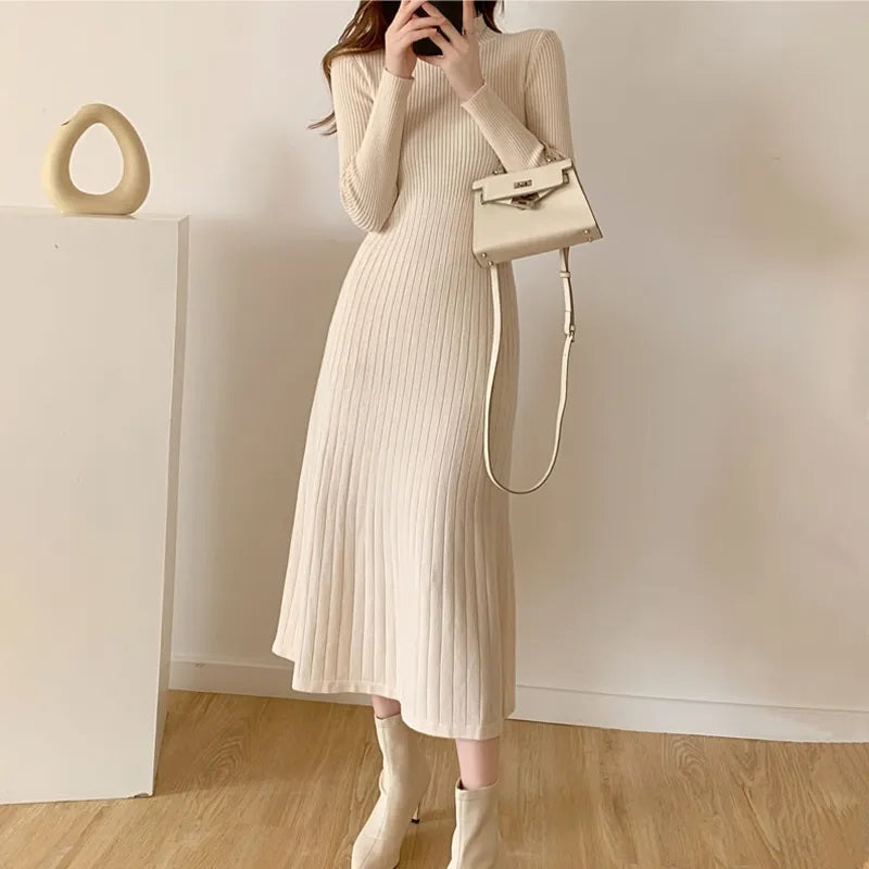 Tricia Robe