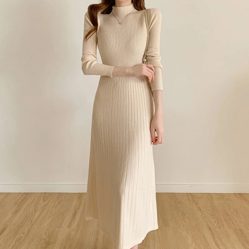 Tricia Robe