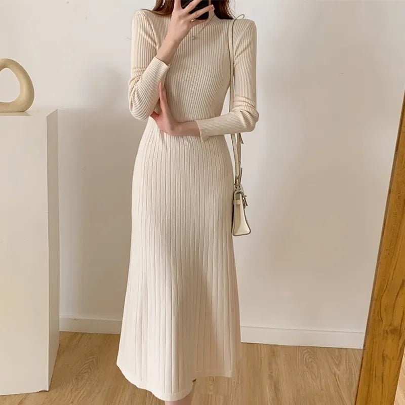 Tricia Robe