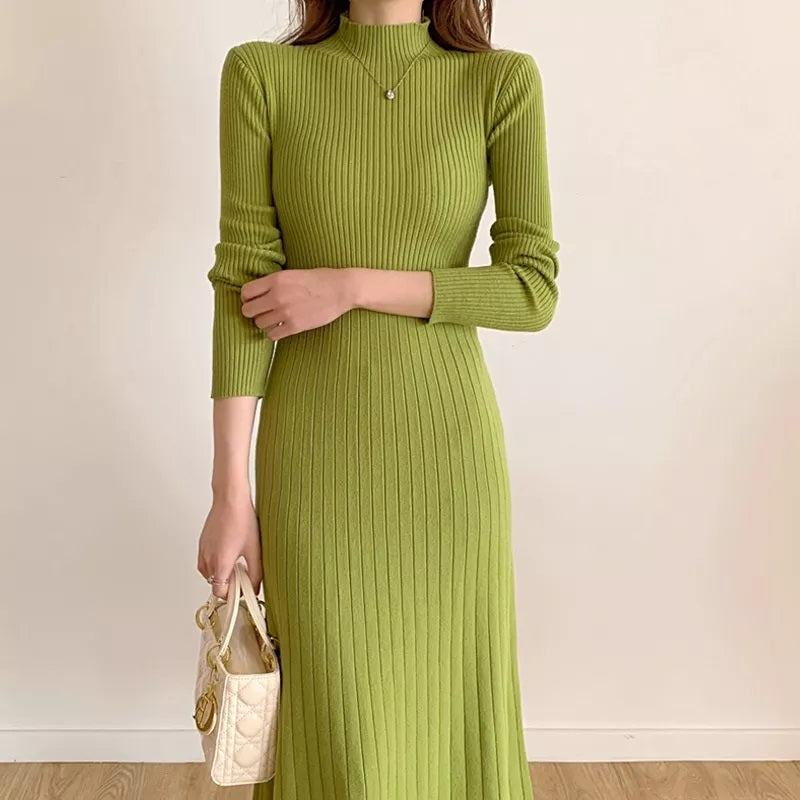 Tricia Robe