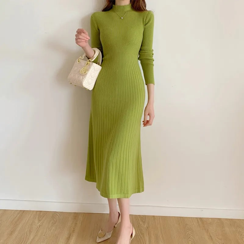 Tricia Robe