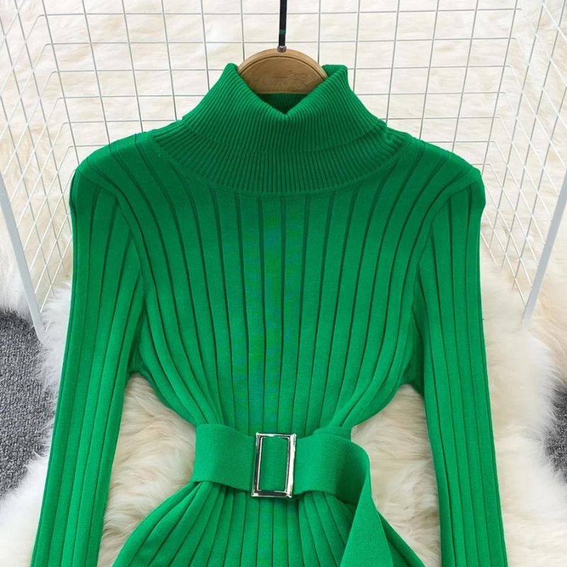 Aizel Robe avec ceinture