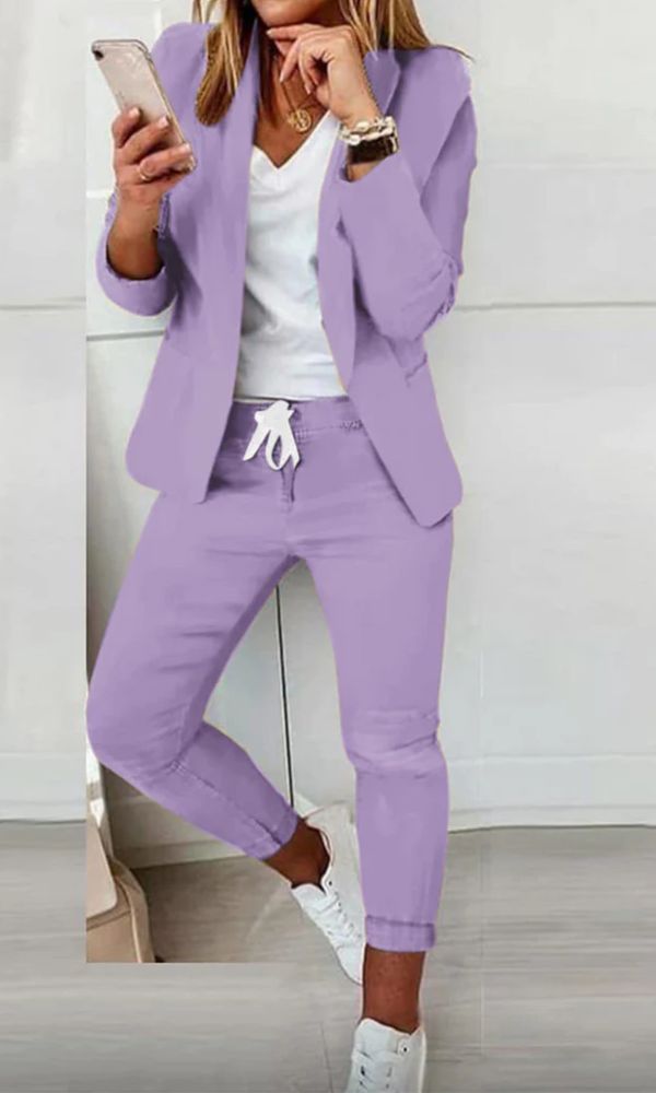 Costume Adia
