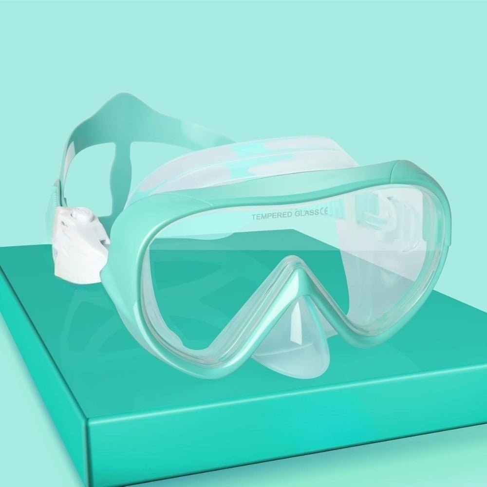 anti-leak," "panoramic view," "ocean exploration," "pool swimming," "beach vacation essential," "comfortable fit," and "easy breathing