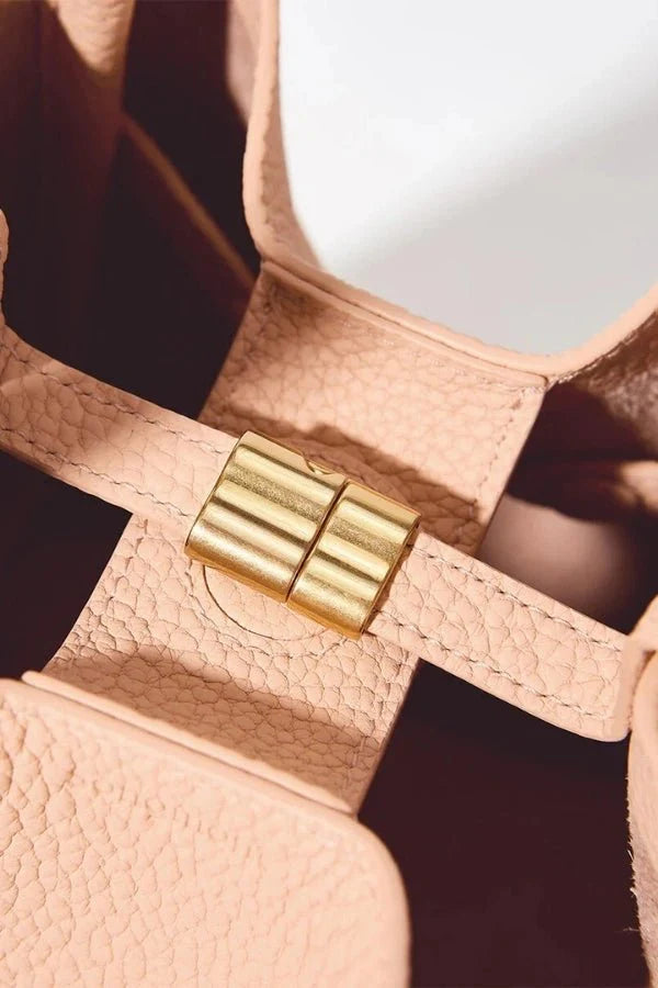 Minnie Medium Bucket Bag