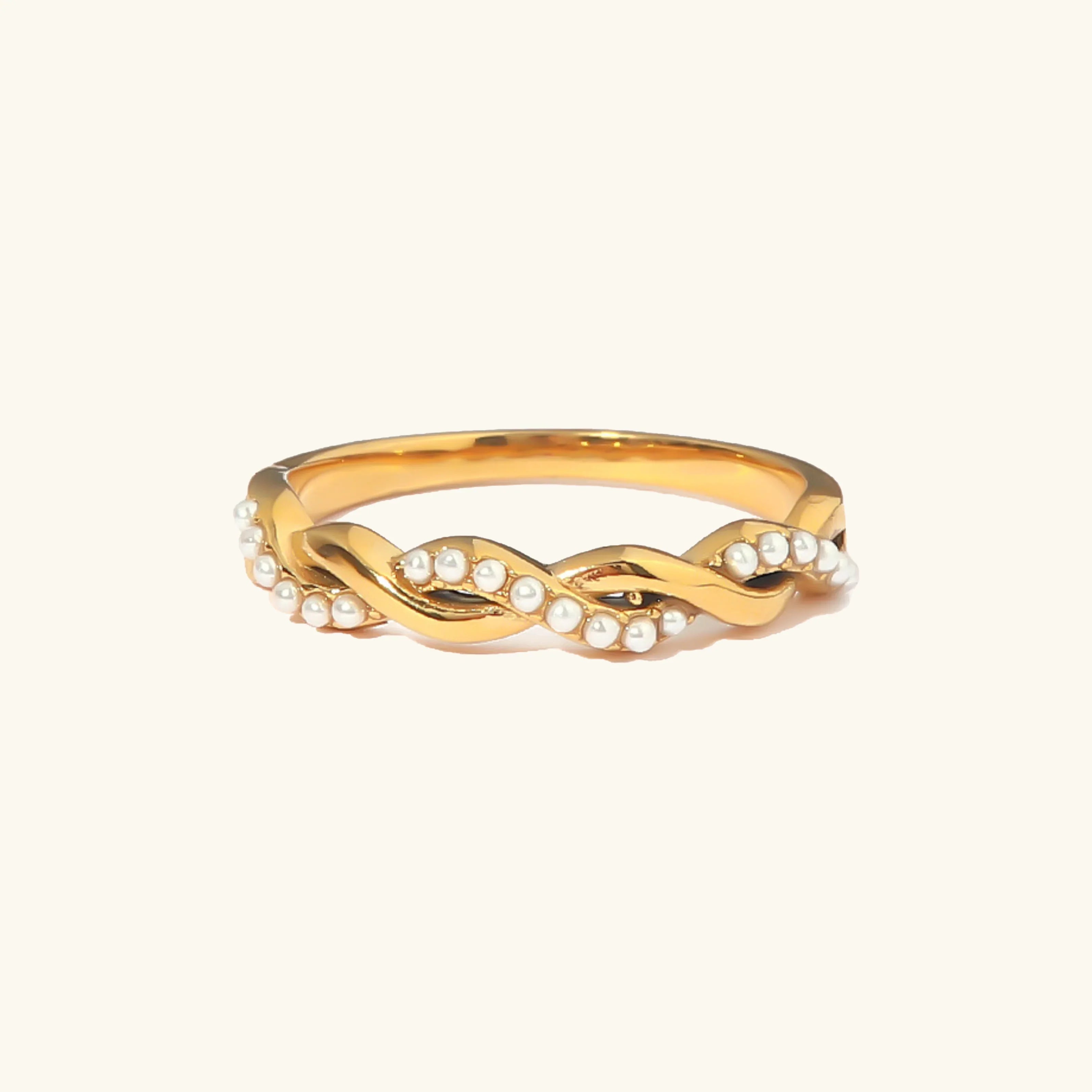 Felicienne Pearl Ring