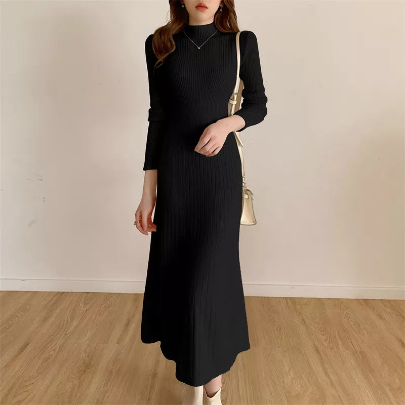 Tricia Robe