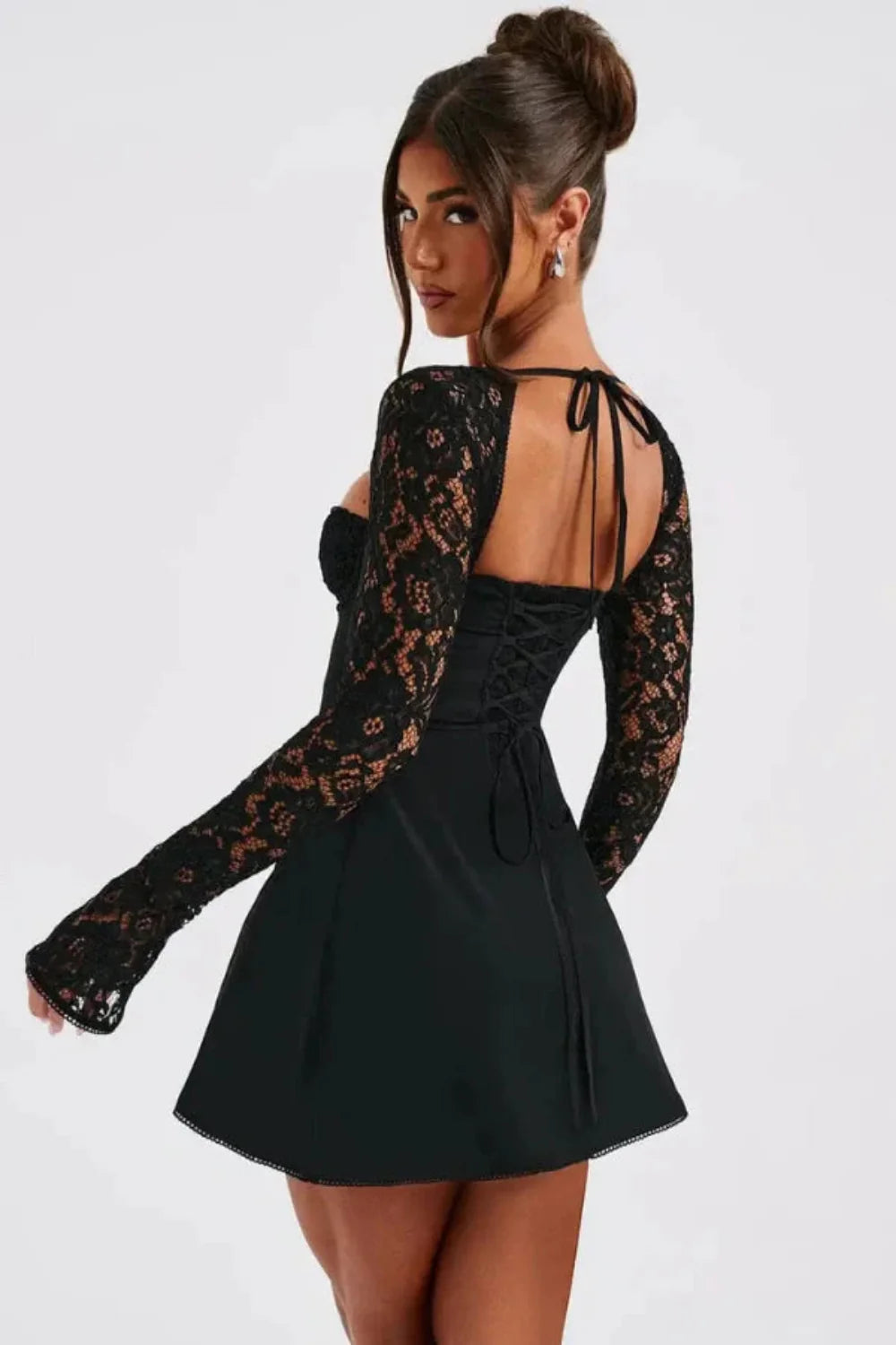 bodice, sweetheart neckline, A-line silhouette, evening wear, LBD, and cocktail attire